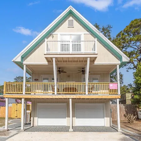Sandys Beach House